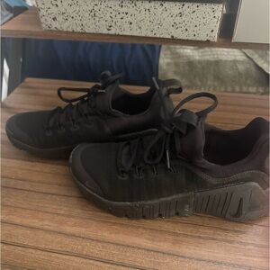 Nike women’s free metcon 6